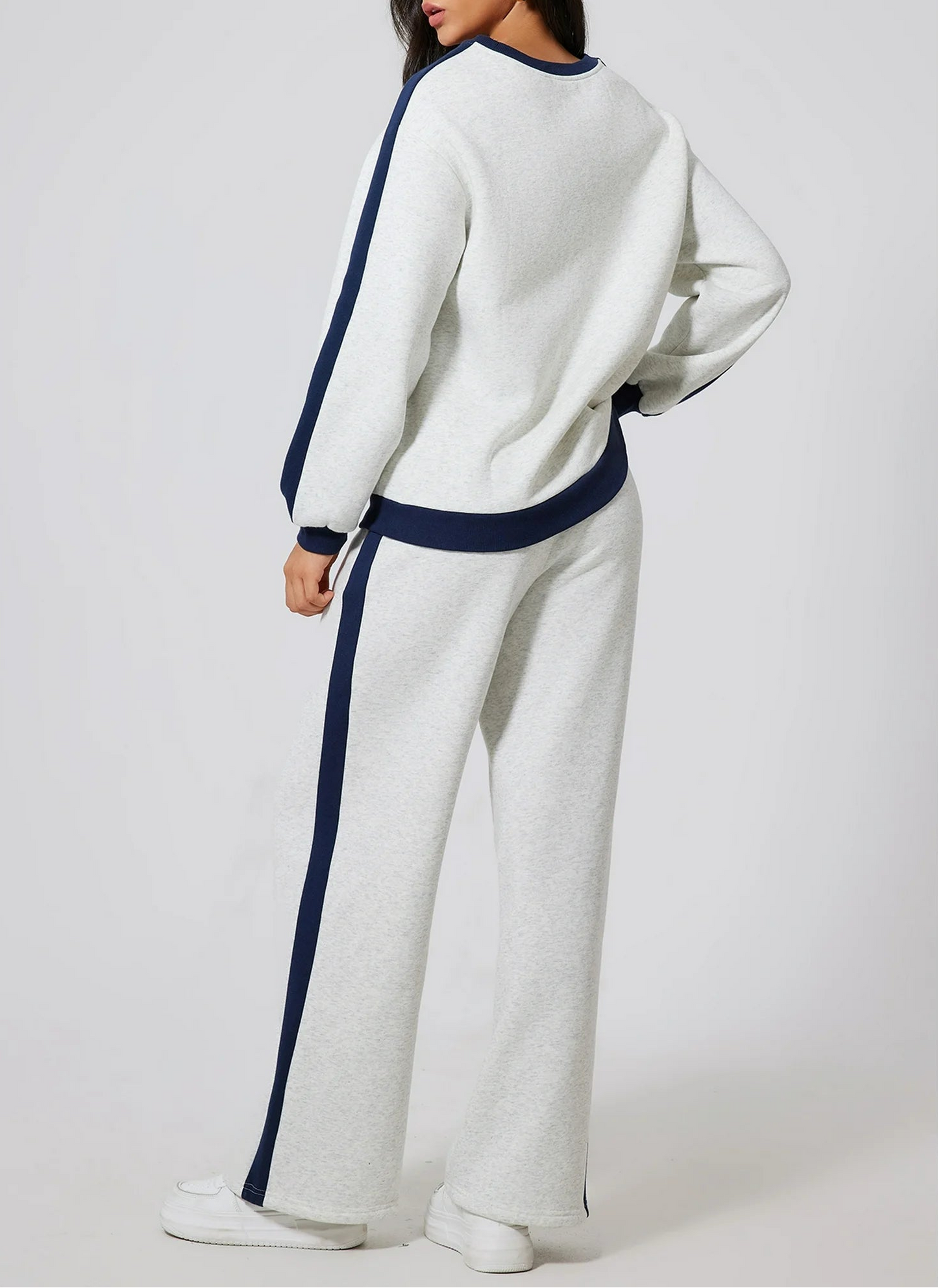 Profitez aujourd'hui seulement de 60 % de réduction sur l'ensemble Varsity Stripe 🤍💙