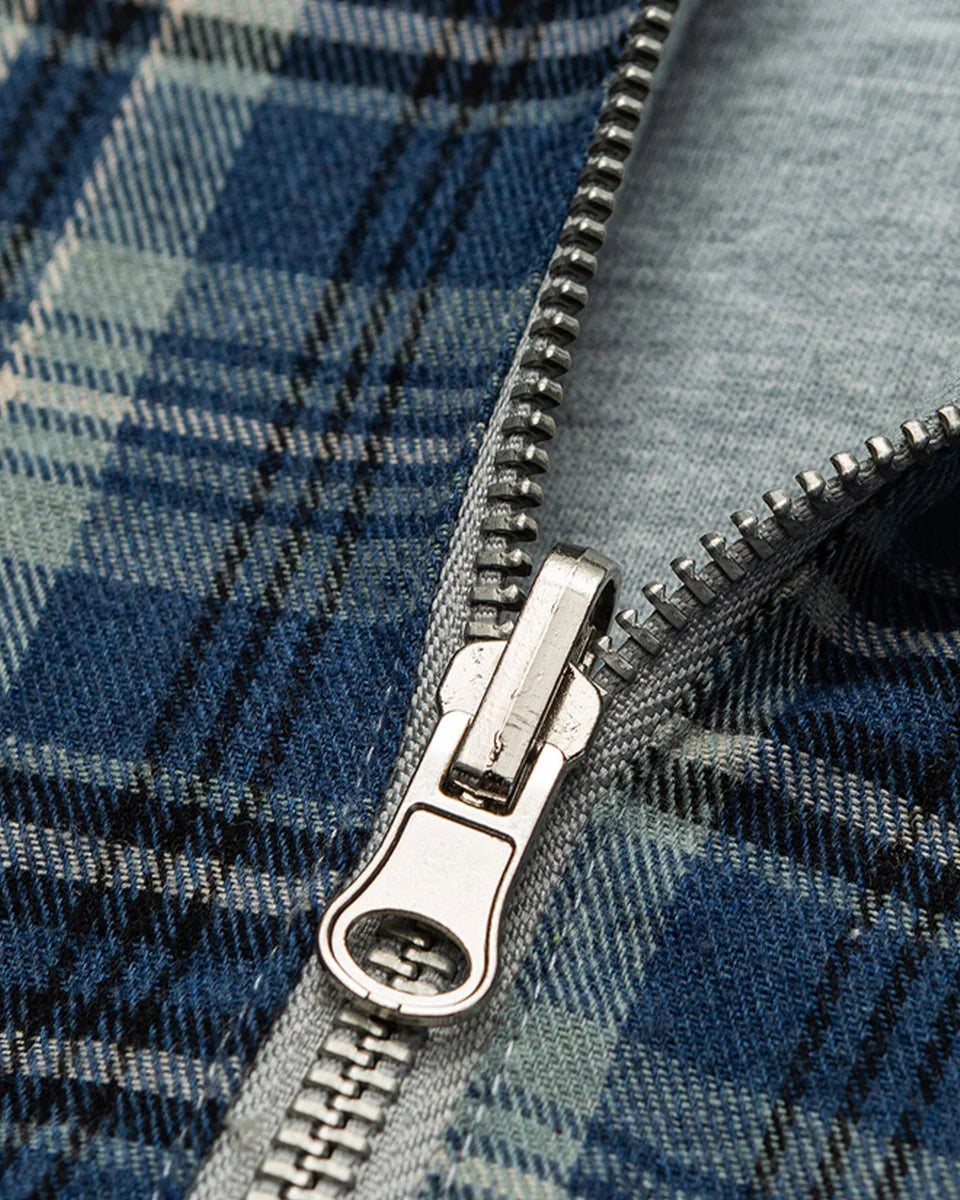 Sichern Sie sich heute 60 % Rabatt auf den wendbaren Karohoodie 🔄