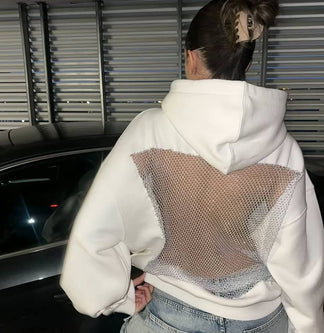 Profitez aujourd'hui seulement de 60 % de réduction sur le sweat à capuche Crystal Back ✦