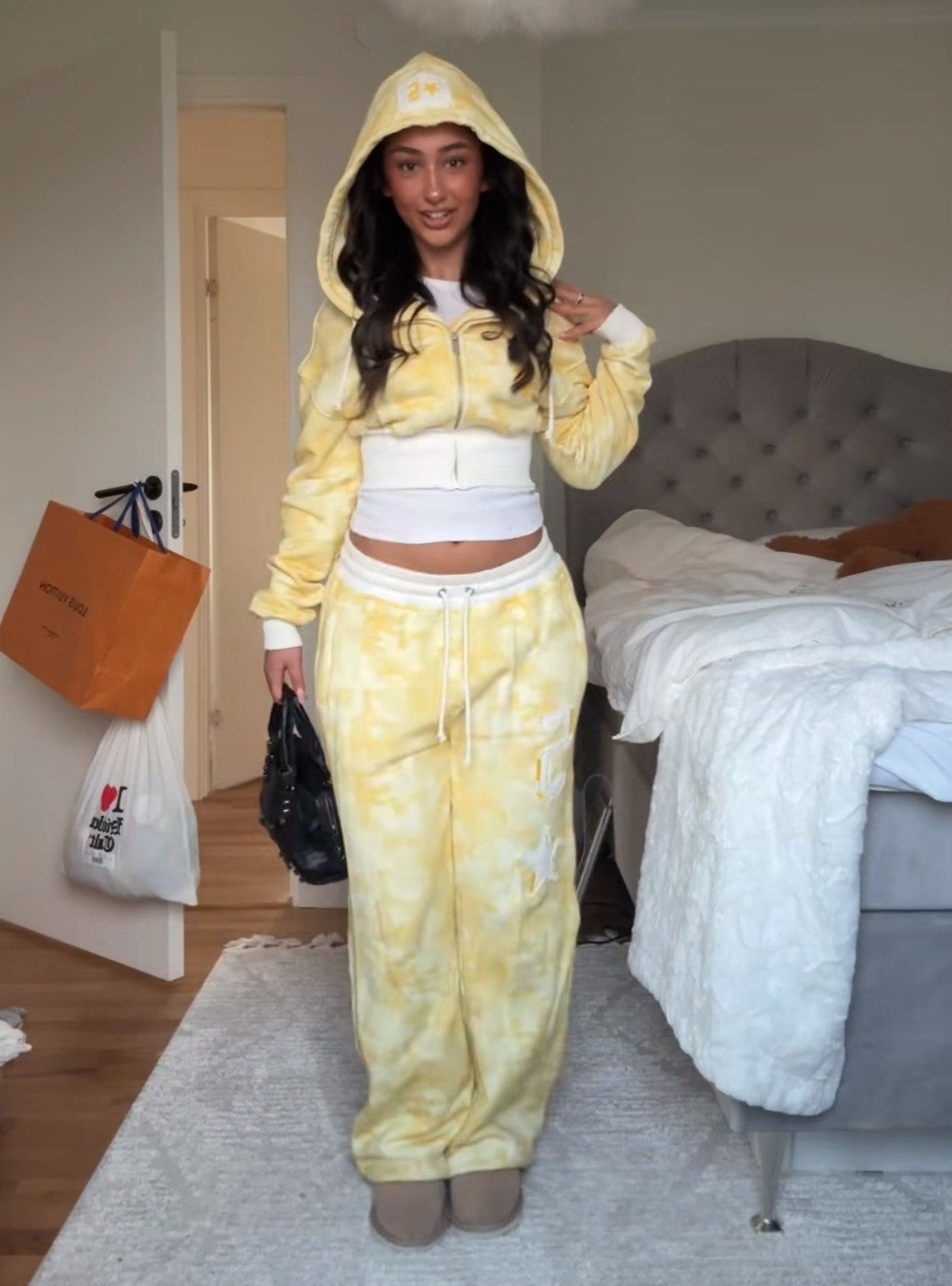 Get 60% off Camo Set today only 🪖