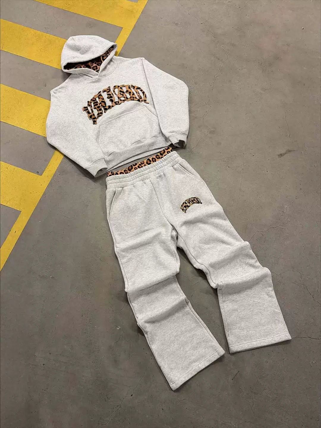 Get 60%off Leopard Hoodie today only 🐆