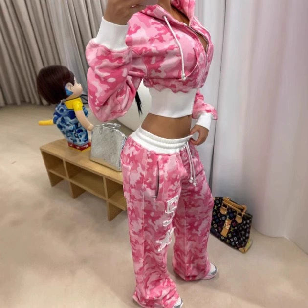 Get 60% off Camo Set today only 🪖