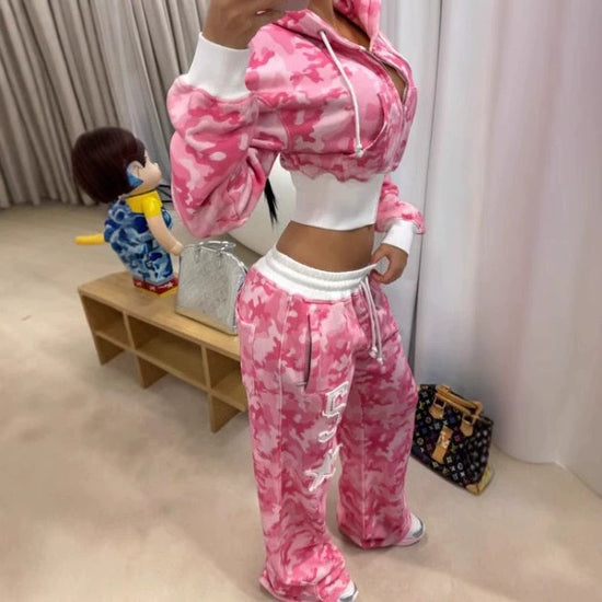 Get 60% off Camo Set today only 🪖