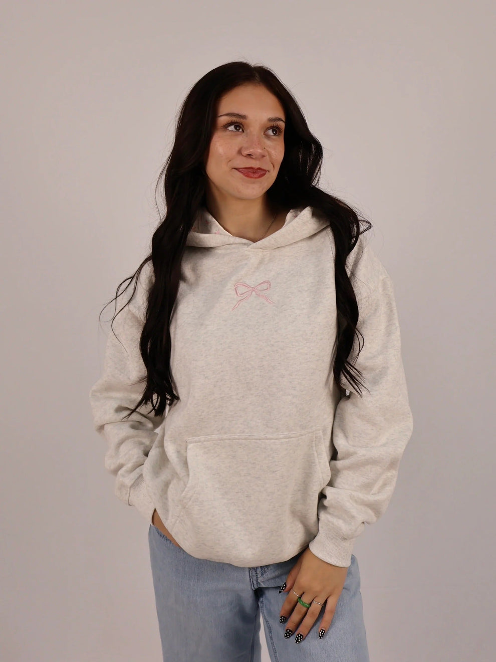 Sichern Sie sich heute 60 % Rabatt auf die Comfy Hoodies Kollektion ⭐