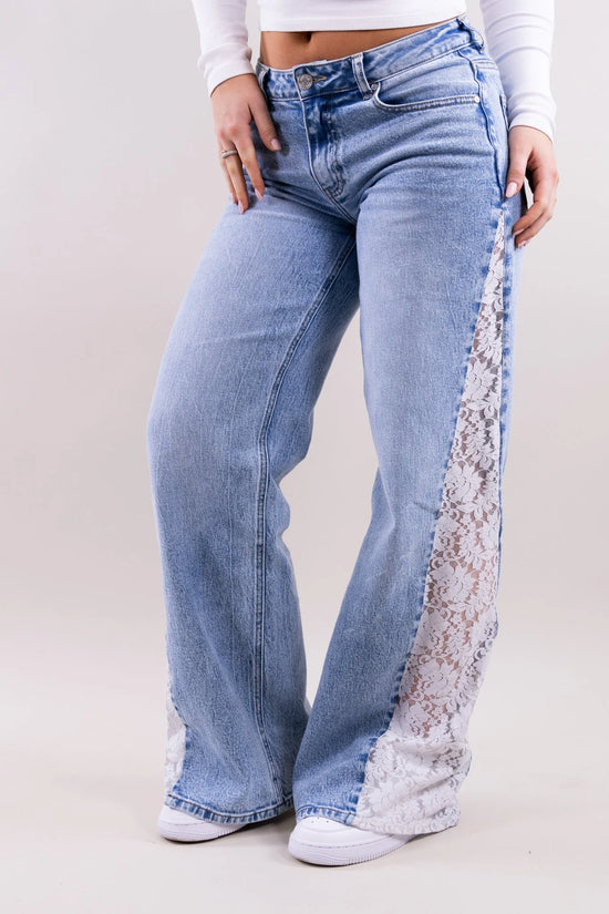 Get 60% off Lace Jeans today only 🤍👖